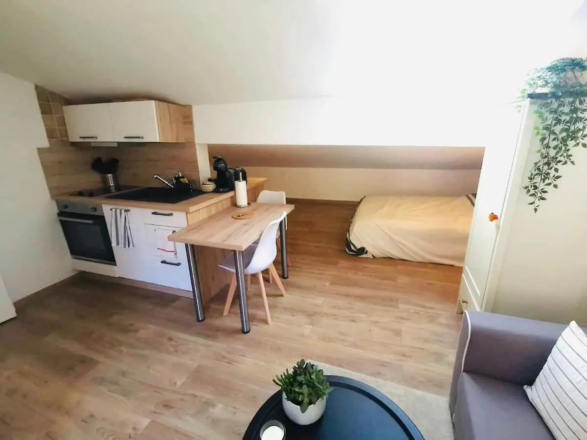 Apartment Charmant Studio, Centre Historique, Carmes Avignon